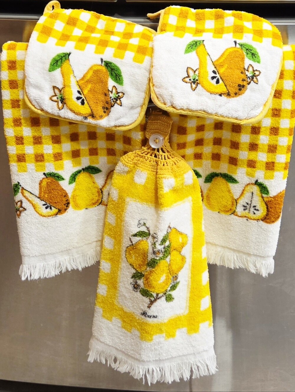Vintage CANNON Kitchen Towel & Hot Pads Set